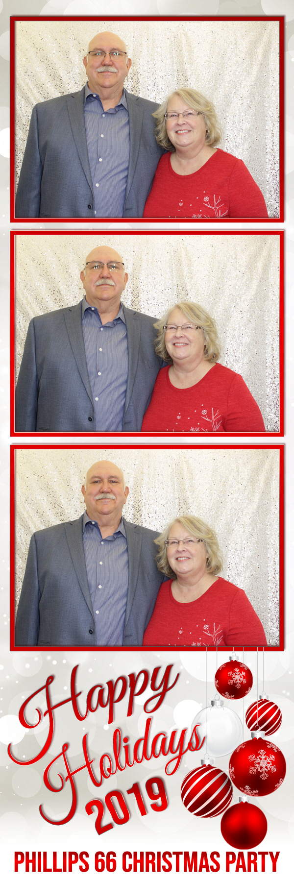 Phillips 66 Christmas Party | View more photos from the event at gallery.photoboothbillings.com/u/PhotoBoothBillings/Phillips-66-Christmas-Party